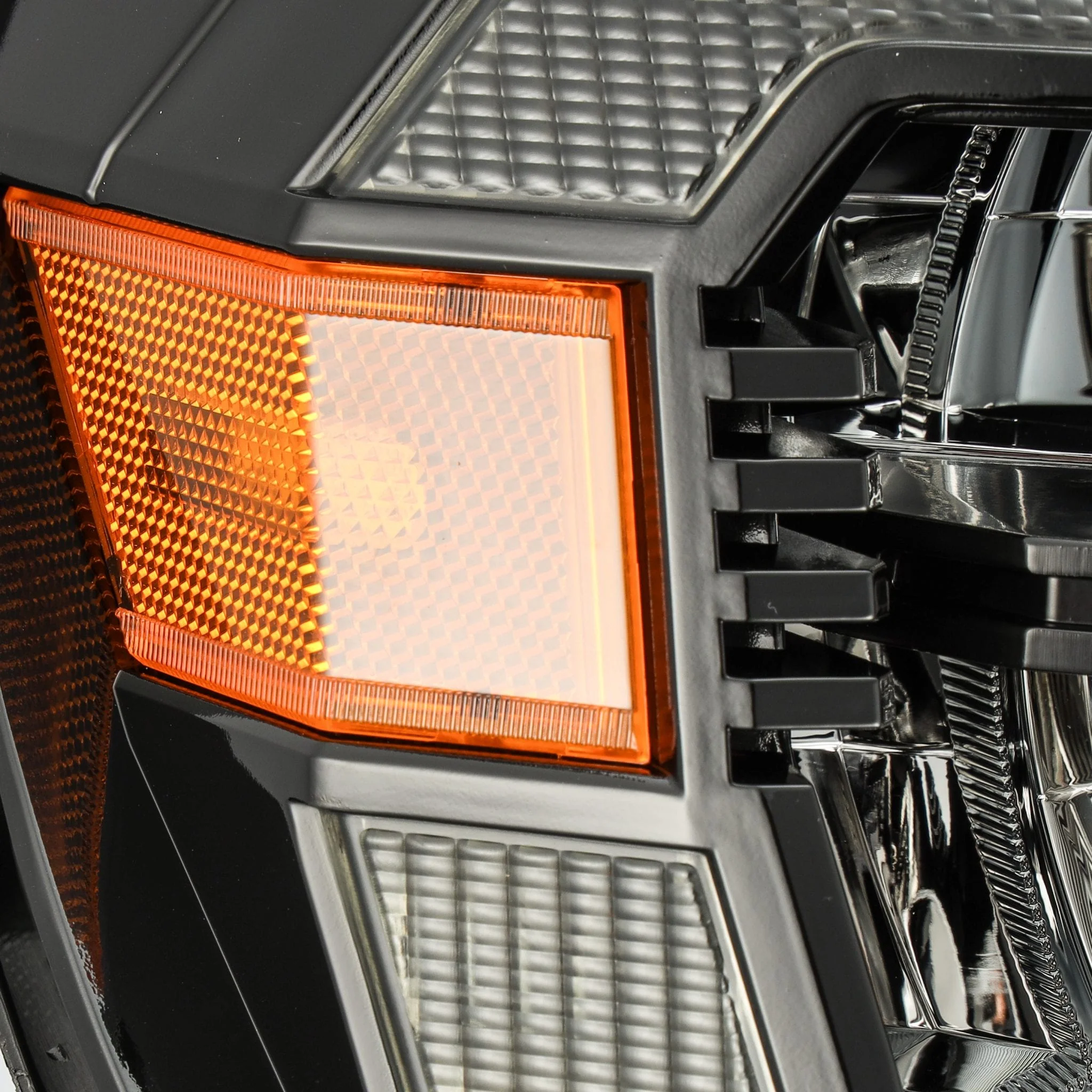 05-11 Toyota Tacoma LUXX-Series LED Crystal Headlights Alpha-Black - Image 3