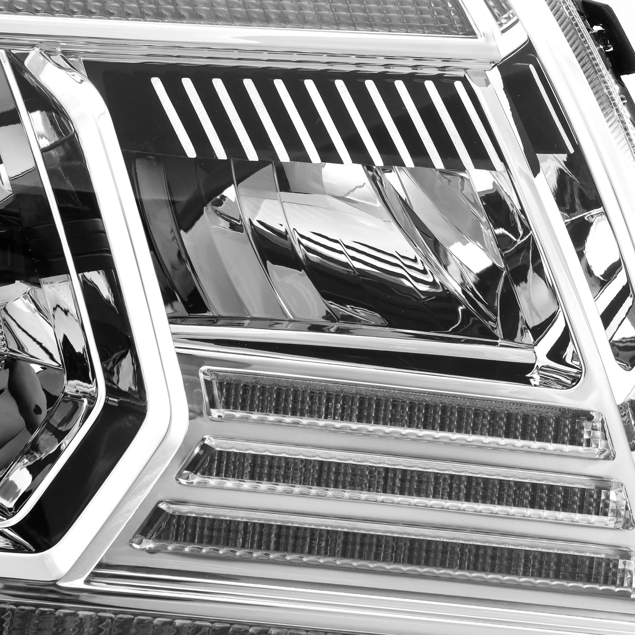 05-11 Toyota Tacoma LUXX-Series LED Crystal Headlights Chrome - Image 3