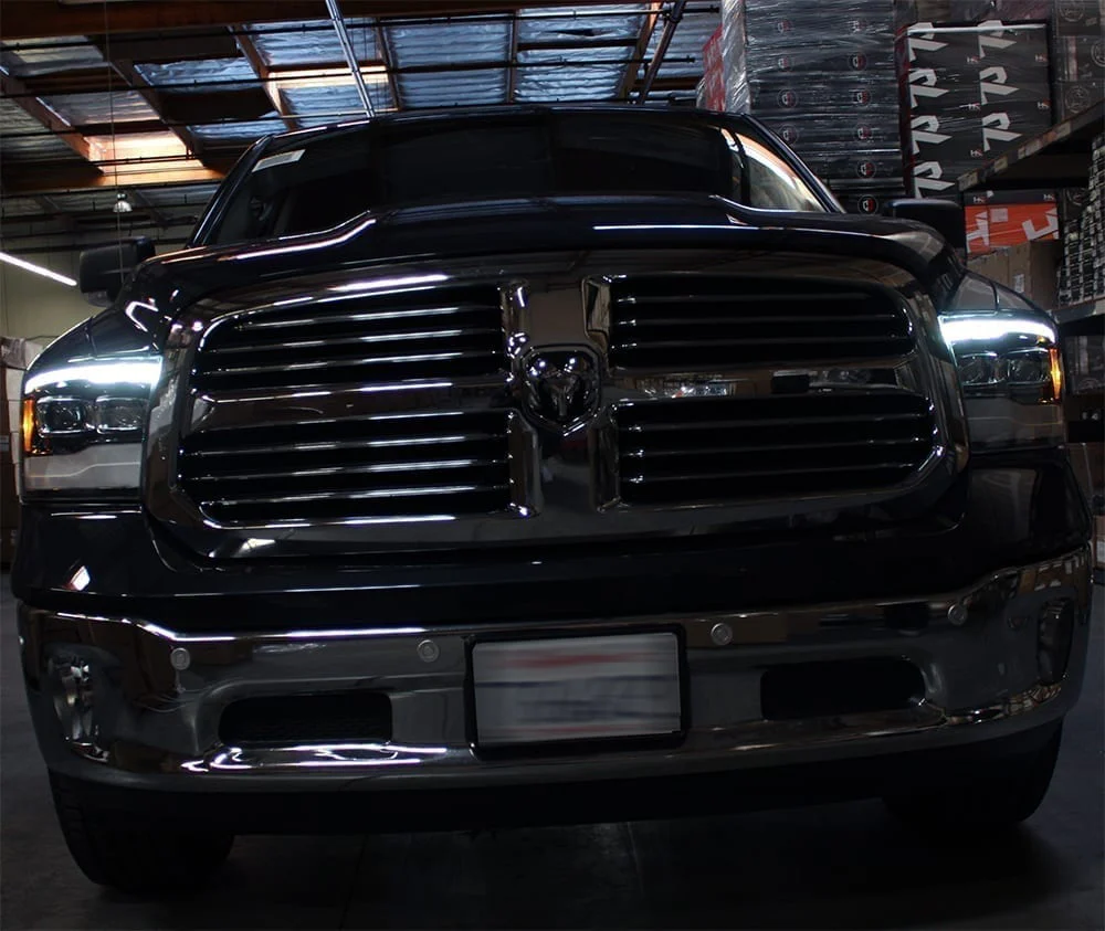 09-18 Ram Truck LUXX-Series LED Projector Headlights Black - Image 7
