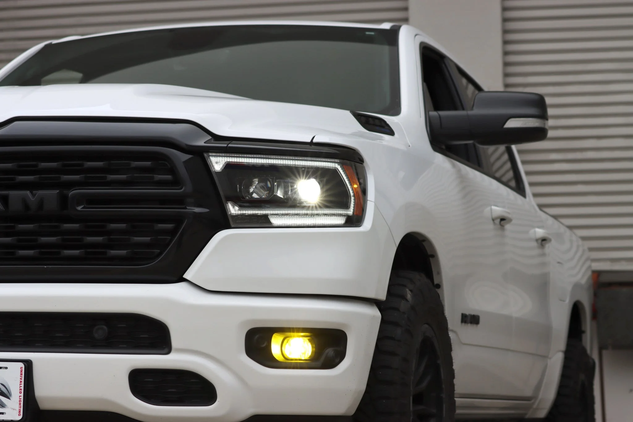 19-24 Ram 1500 (MK II 2500 Style) LUXX-Series LED Projector Headlights Alpha-Black - Image 5