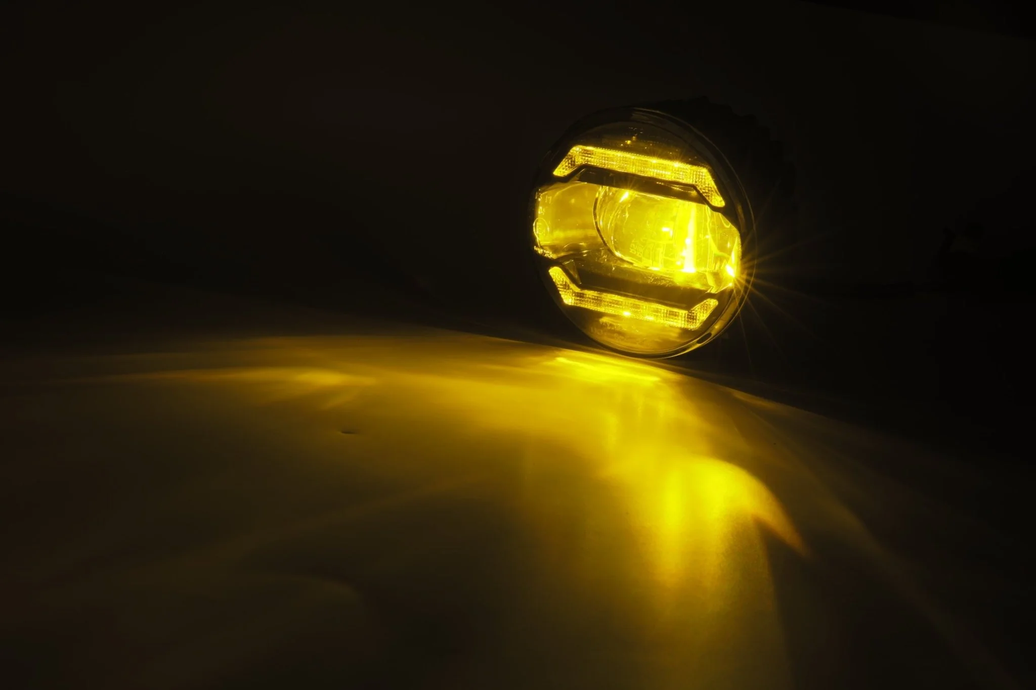 Universal Acura/Ford/Honda/Jaguar/Lincoln/Mitsubishi/Nissan/Ram/Subaru DoubleTap Dual Color LED Projector Fog Lights - Image 3