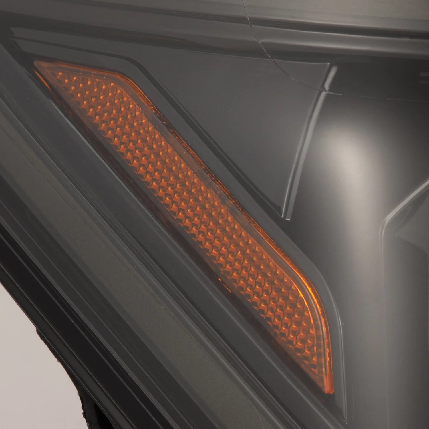 24-26 Toyota Tacoma / 25-26 4Runner LUXX-Series LED Projector Headlights Alpha-Black - Image 4