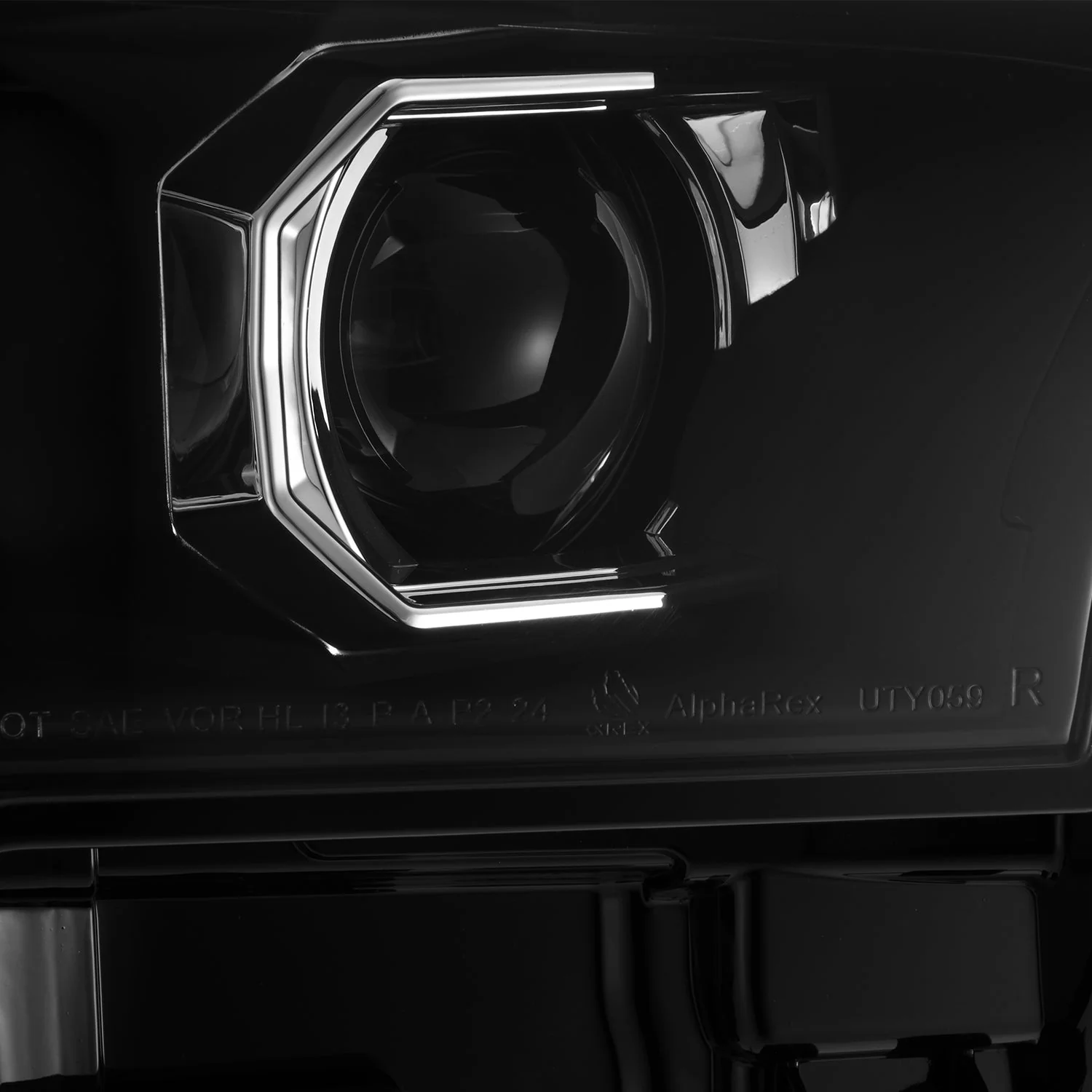 24-26 Toyota Tacoma / 25-26 4Runner LUXX-Series LED Projector Headlights Black - Image 6