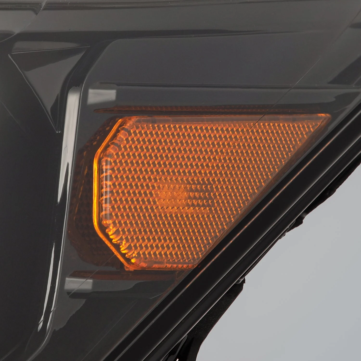 24-26 Toyota Tacoma / 25-26 4Runner OG-Style LUXX-Series LED Projector Headlights Alpha-Black - Image 6