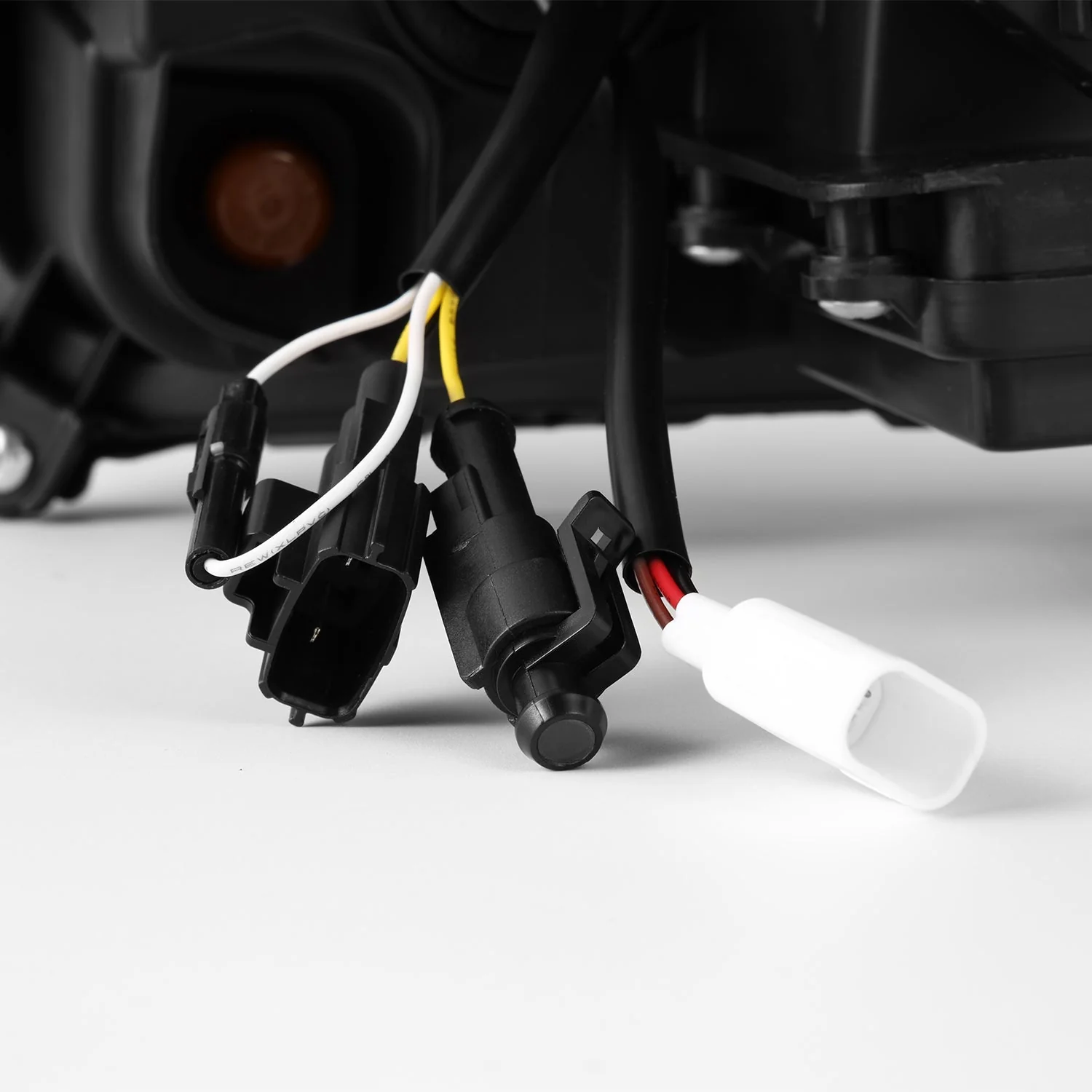 24-26 Toyota Tacoma / 25-26 4Runner OG-Style LUXX-Series LED Projector Headlights Black - Image 9