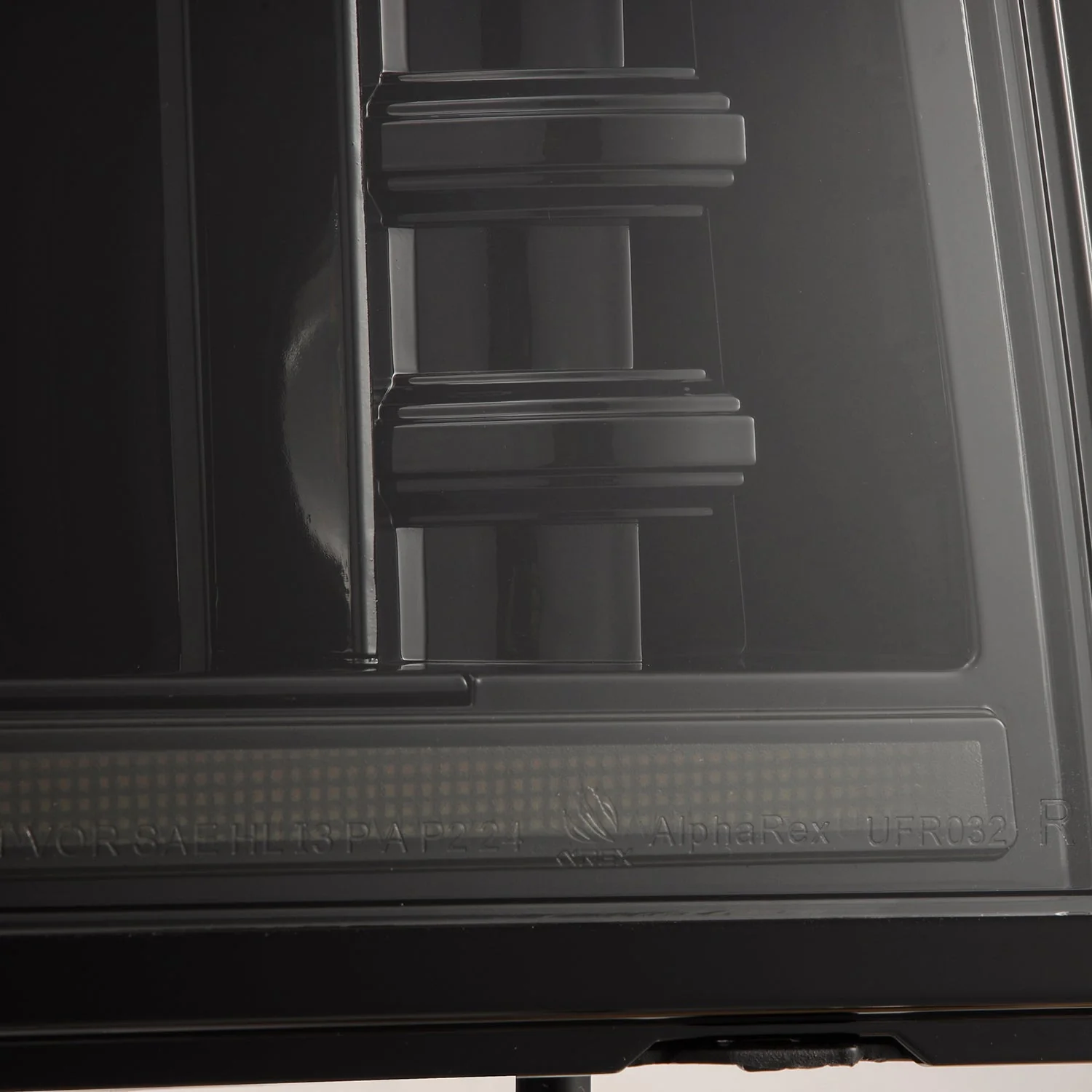 92-96 Ford F-Series/Bronco LUXX-Series LED Projector Headlights Alpha-Black - Image 16