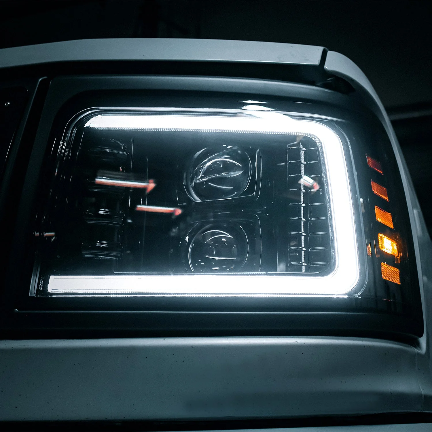 92-96 Ford F-Series/Bronco LUXX-Series LED Projector Headlights Alpha-Black - Image 7